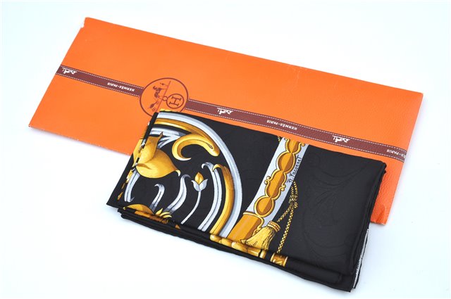 Authentic HERMES Carre 90 Scarf 