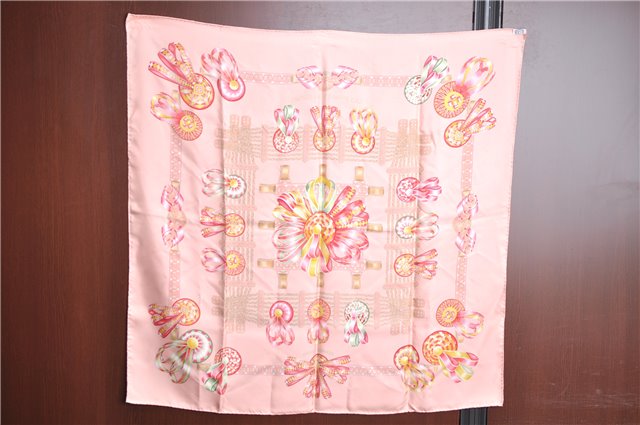 Authentic HERMES Carre 90 Scarf 