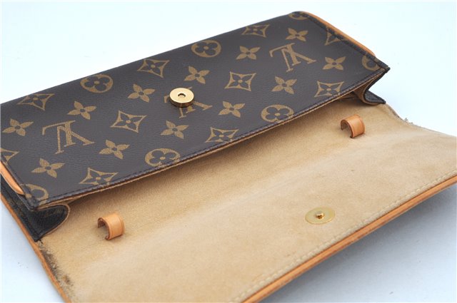 Authentic Louis Vuitton Monogram Pochette Twin GM Shoulder Bag M51852 LV J8491