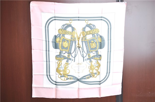 Authentic HERMES Carre 90 Scarf 