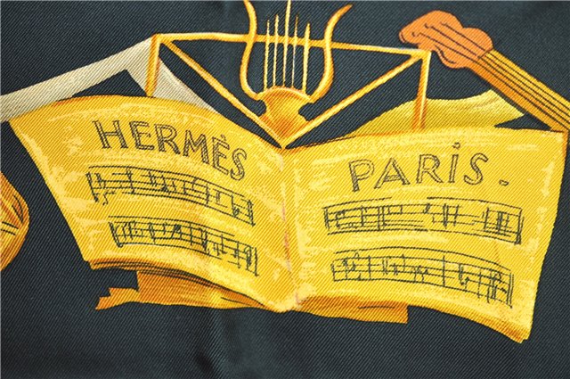 Authentic HERMES Carre 90 Scarf 