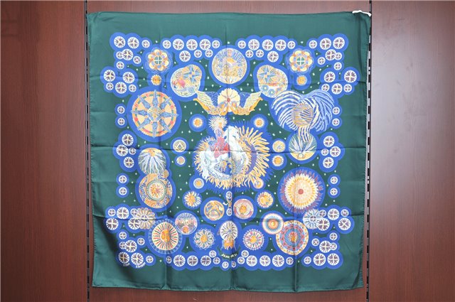 Authentic HERMES Carre 90 Scarf 