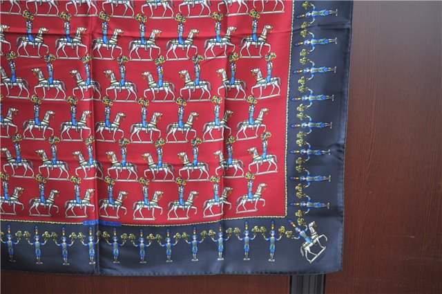 Authentic HERMES Carre 90 Scarf 