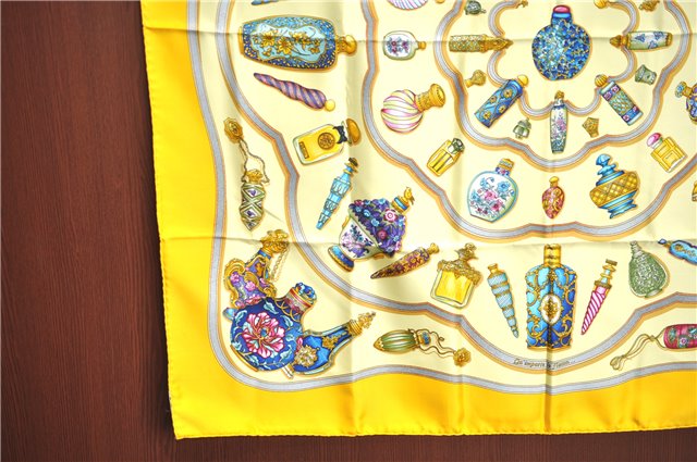 Authentic HERMES Carre 90 Scarf 