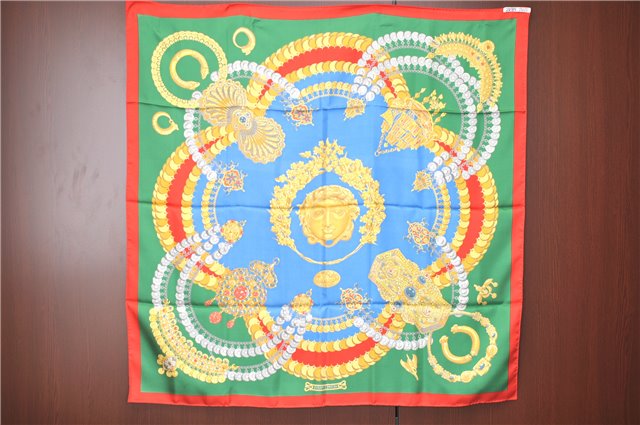 Authentic HERMES Carre 90 Scarf 