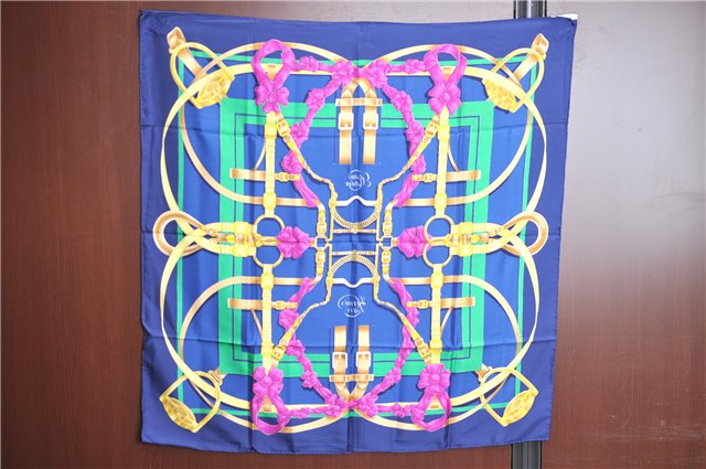 Authentic HERMES Carre 90 Scarf 