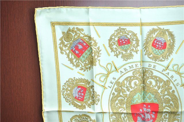 HERMES Petit Carre 40 Scarf Handkerchief 