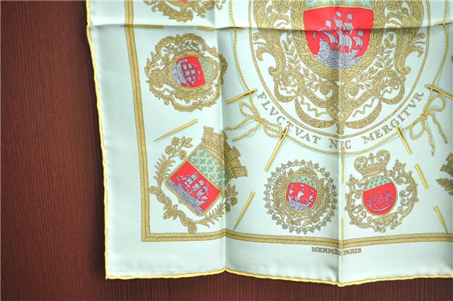 HERMES Petit Carre 40 Scarf Handkerchief 