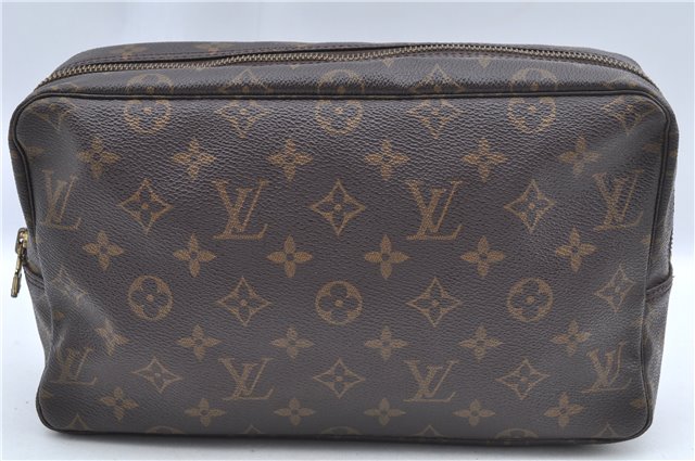 Auth Louis Vuitton Monogram Trousse Toilette 28 Clutch Hand Bag M47522 LV J8895