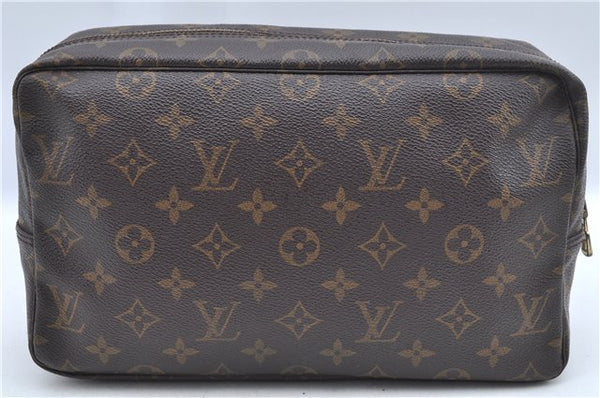 Auth Louis Vuitton Monogram Trousse Toilette 28 Clutch Hand Bag M47522 LV J8895