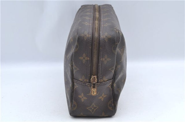Auth Louis Vuitton Monogram Trousse Toilette 28 Clutch Hand Bag M47522 LV J8895