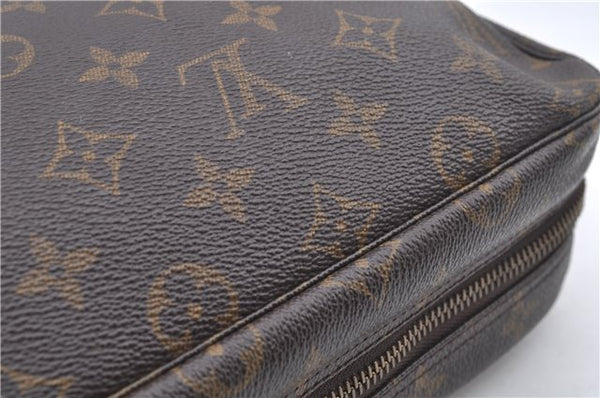 Auth Louis Vuitton Monogram Trousse Toilette 28 Clutch Hand Bag M47522 LV J8895