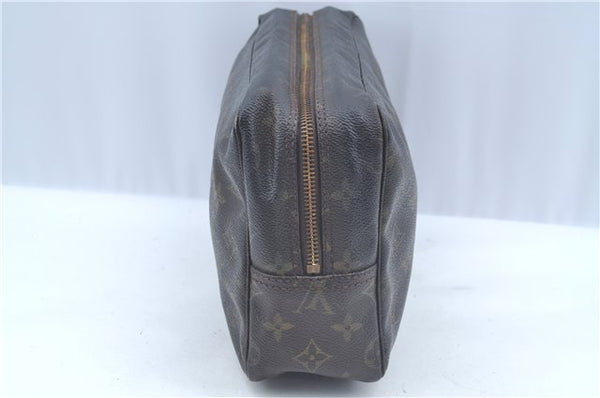 Auth Louis Vuitton Monogram Trousse Toilette 28 Clutch Hand Bag M47522 LV J8937