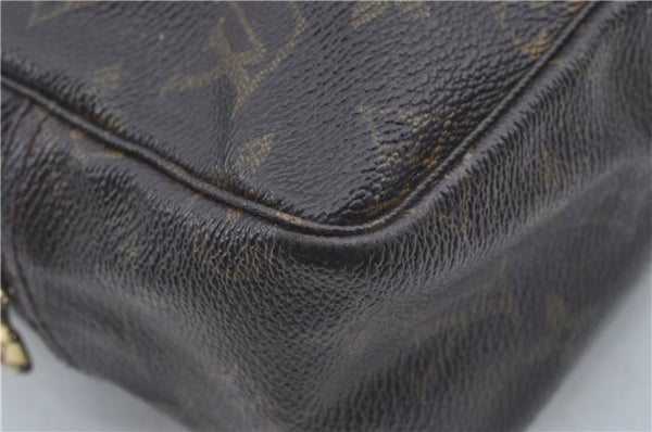 Auth Louis Vuitton Monogram Trousse Toilette 28 Clutch Hand Bag M47522 LV J8937