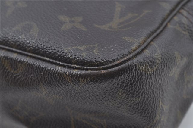 Auth Louis Vuitton Monogram Trousse Toilette 28 Clutch Hand Bag M47522 LV J8937