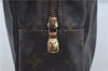 Auth Louis Vuitton Monogram Trousse Toilette 28 Clutch Hand Bag M47522 LV J8937