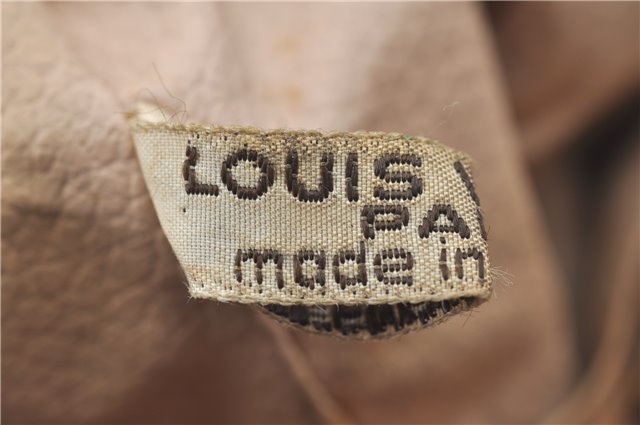 Auth Louis Vuitton Monogram Trousse Toilette 28 Clutch Hand Bag M47522 LV J8937