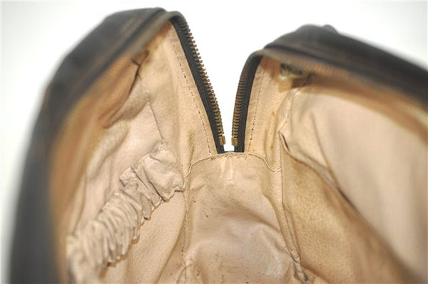 Auth Louis Vuitton Monogram Trousse Toilette 28 Clutch Hand Bag M47522 LV J8937