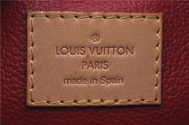 Authentic Louis Vuitton Vernis Pochette Cosmetic Pouch Red M91496 LV J8949