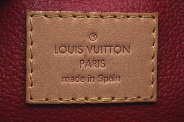 Authentic Louis Vuitton Vernis Pochette Cosmetic Pouch Red M91496 LV J8949