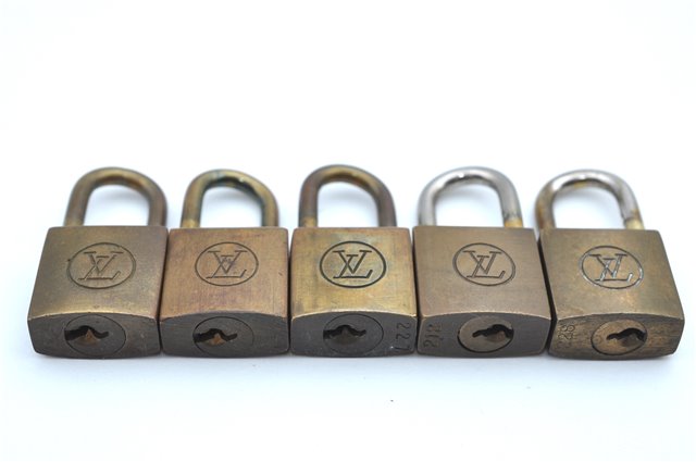 Authentic Louis Vuitton Padlock 10Set Old Model LV J8958