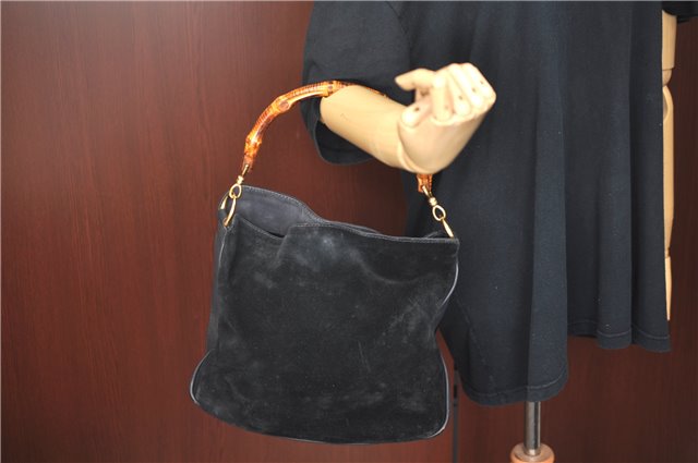 Authentic GUCCI Bamboo Hand Shoulder Bag Suede Leather Black 0011638 Junk J8965