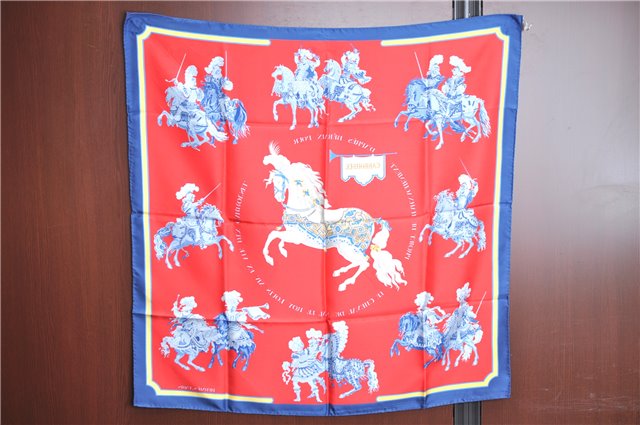 Authentic HERMES Carre 90 Scarf 