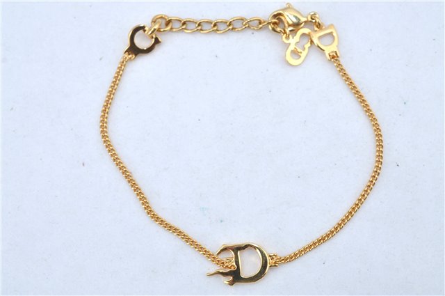 Authentic Christian Dior Chain Bracelet Gold Tone CD J9080