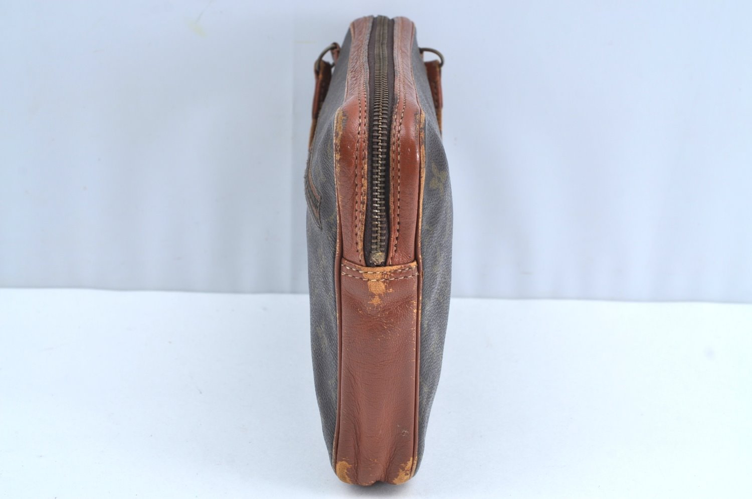 Authentic Louis Vuitton Monogram Pochette Sport Clutch Hand Bag Old Model J9095