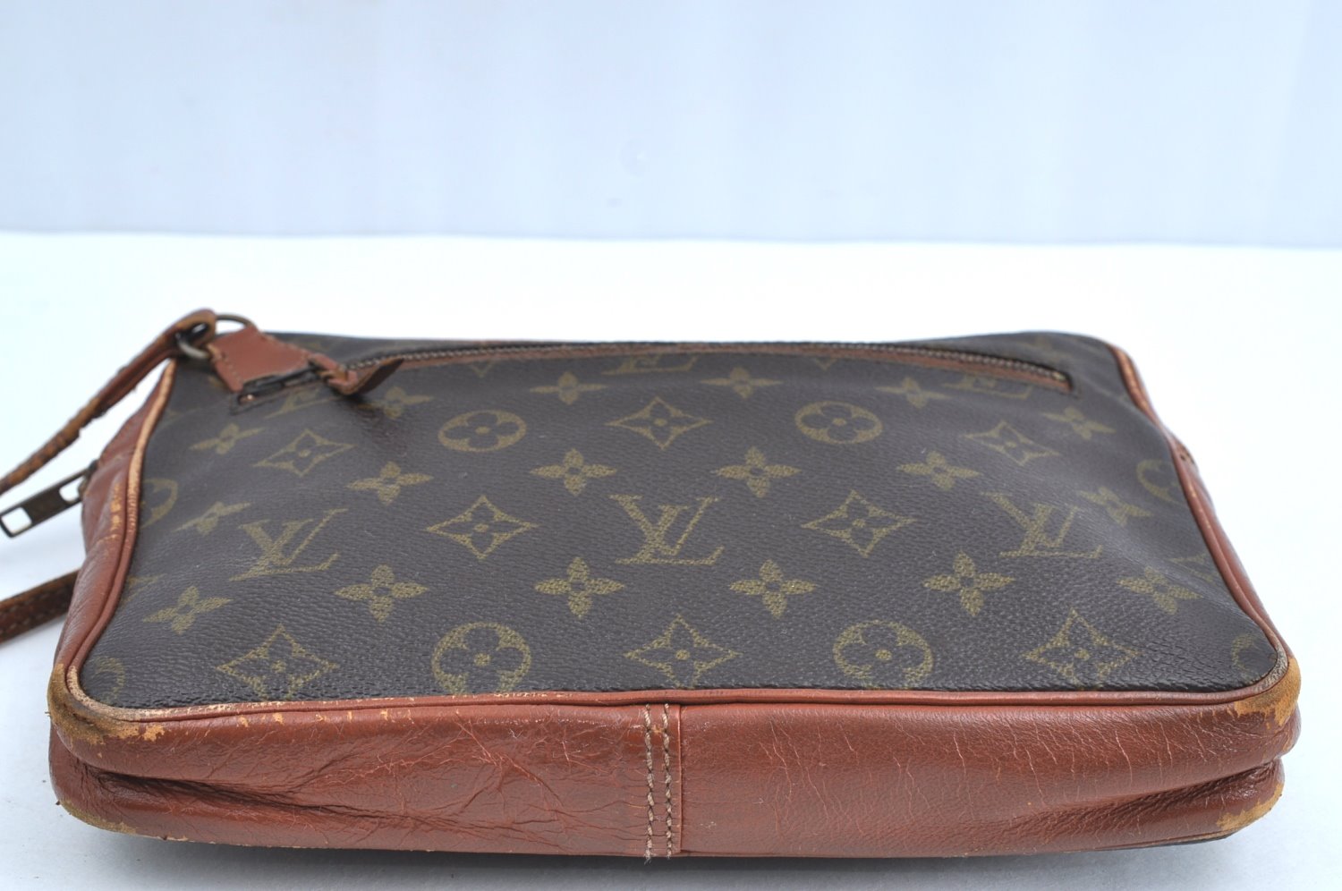 Authentic Louis Vuitton Monogram Pochette Sport Clutch Hand Bag Old Model J9095