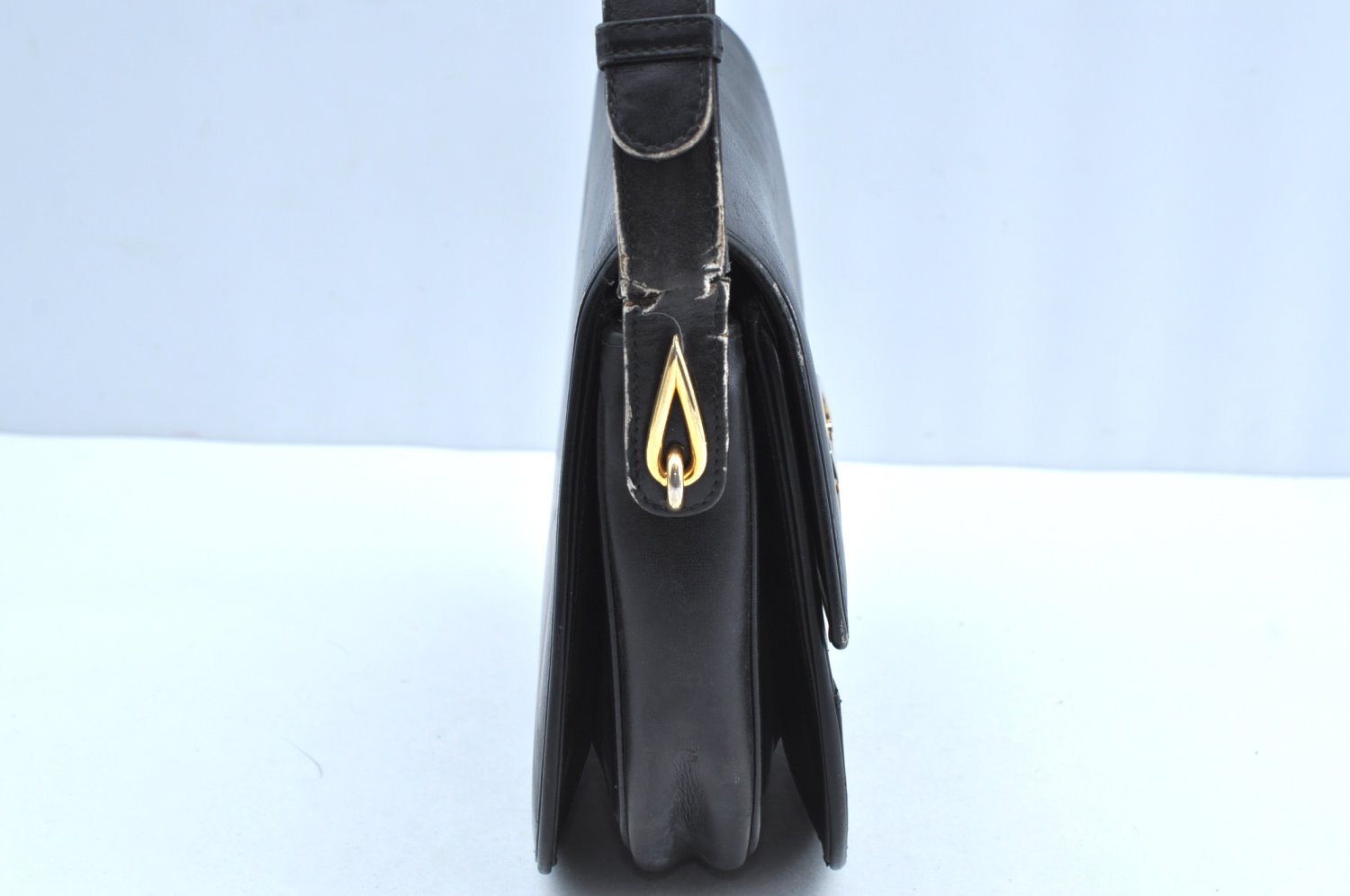 Authentic GUCCI Shoulder Hand Bag Purse Leather Black J9136