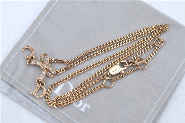 Authentic Christian Dior Gold Tone Ribbon Chain Pendant Necklace CD J9334