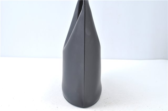 Authentic GUCCI Shoulder Hand Bag Purse Leather Black J9369