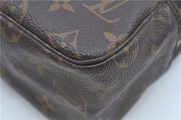 Auth Louis Vuitton Monogram Trousse Toilette 28 Clutch Hand Bag M47522 LV J9402