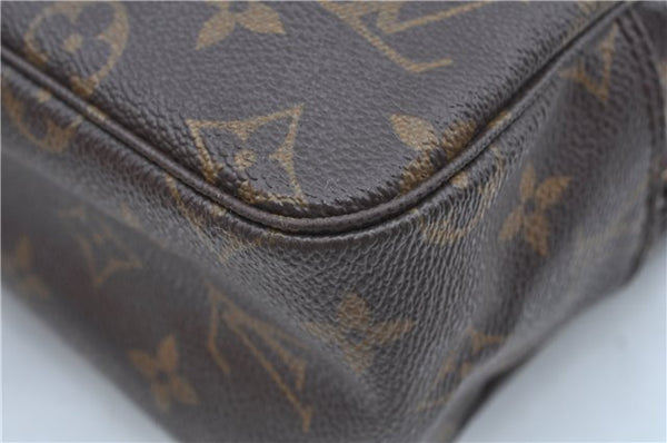 Auth Louis Vuitton Monogram Trousse Toilette 28 Clutch Hand Bag M47522 LV J9402