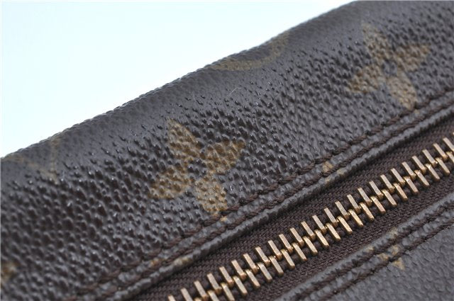 Auth Louis Vuitton Monogram Trousse Toilette 28 Clutch Hand Bag M47522 LV J9402