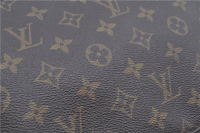 Auth Louis Vuitton Monogram Trousse Toilette 28 Clutch Hand Bag M47522 LV J9402