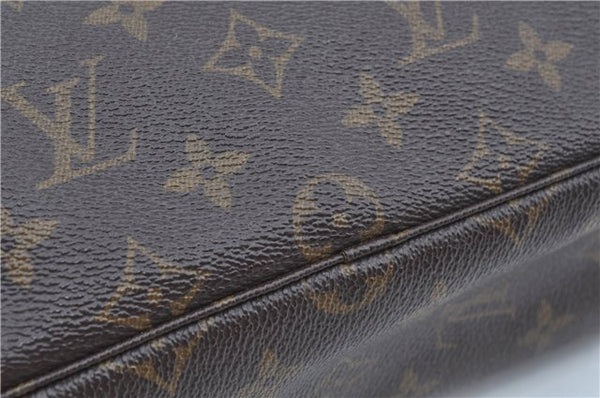 Auth Louis Vuitton Monogram Trousse Toilette 28 Clutch Hand Bag M47522 LV J9402