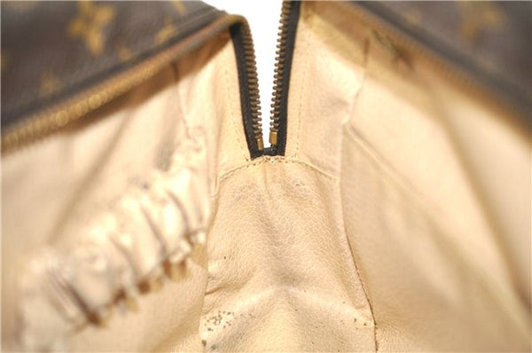 Auth Louis Vuitton Monogram Trousse Toilette 28 Clutch Hand Bag M47522 LV J9402