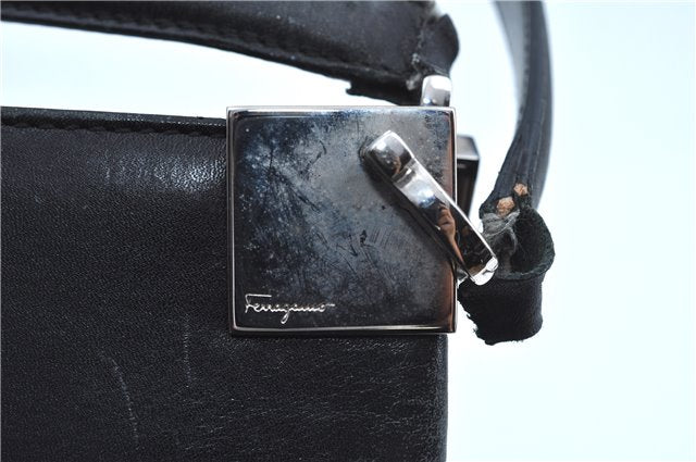Authentic Salvatore Ferragamo Leather Shoulder Bag Purse Black J9564