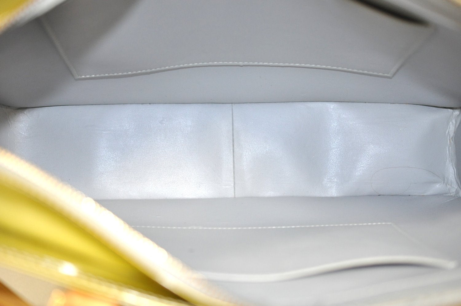 Auth Louis Vuitton Vernis Columbus Shoulder Tote Bag Light Green LV Junk J9617