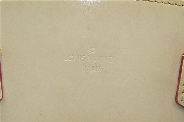 Authentic Louis Vuitton Suhali Lockit MM Hand Bag White Ivory M91874 LV J9667
