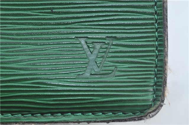 Authentic Louis Vuitton Epi Riviera Hand Bag Purse Green M48184 LV J9670