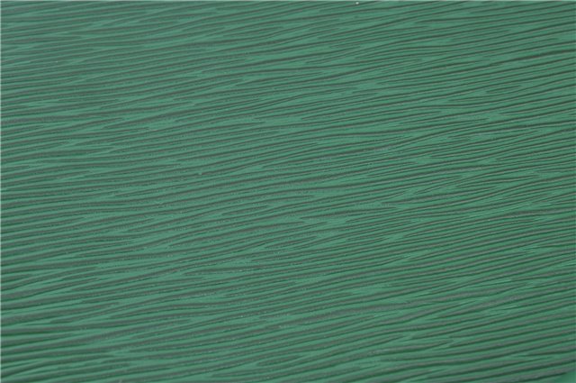 Authentic Louis Vuitton Epi Riviera Hand Bag Purse Green M48184 LV J9670