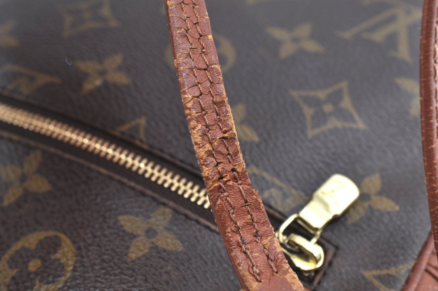 Auth Louis Vuitton Monogram Pochette Sport Clutch Hand Bag Old Model LV K0754