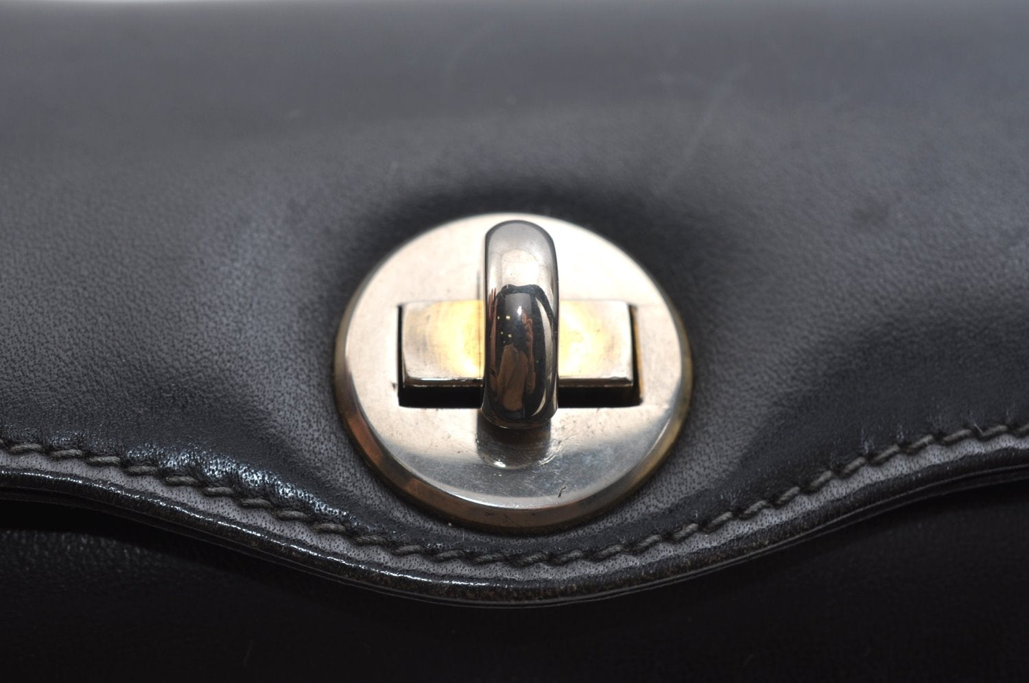 Authentic GUCCI Shoulder Hand Bag Purse Leather Black K0928