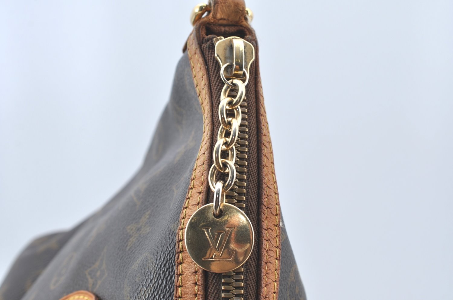 Authentic Louis Vuitton Monogram Palermo PM Shoulder Tote Bag M40145 LV K1030