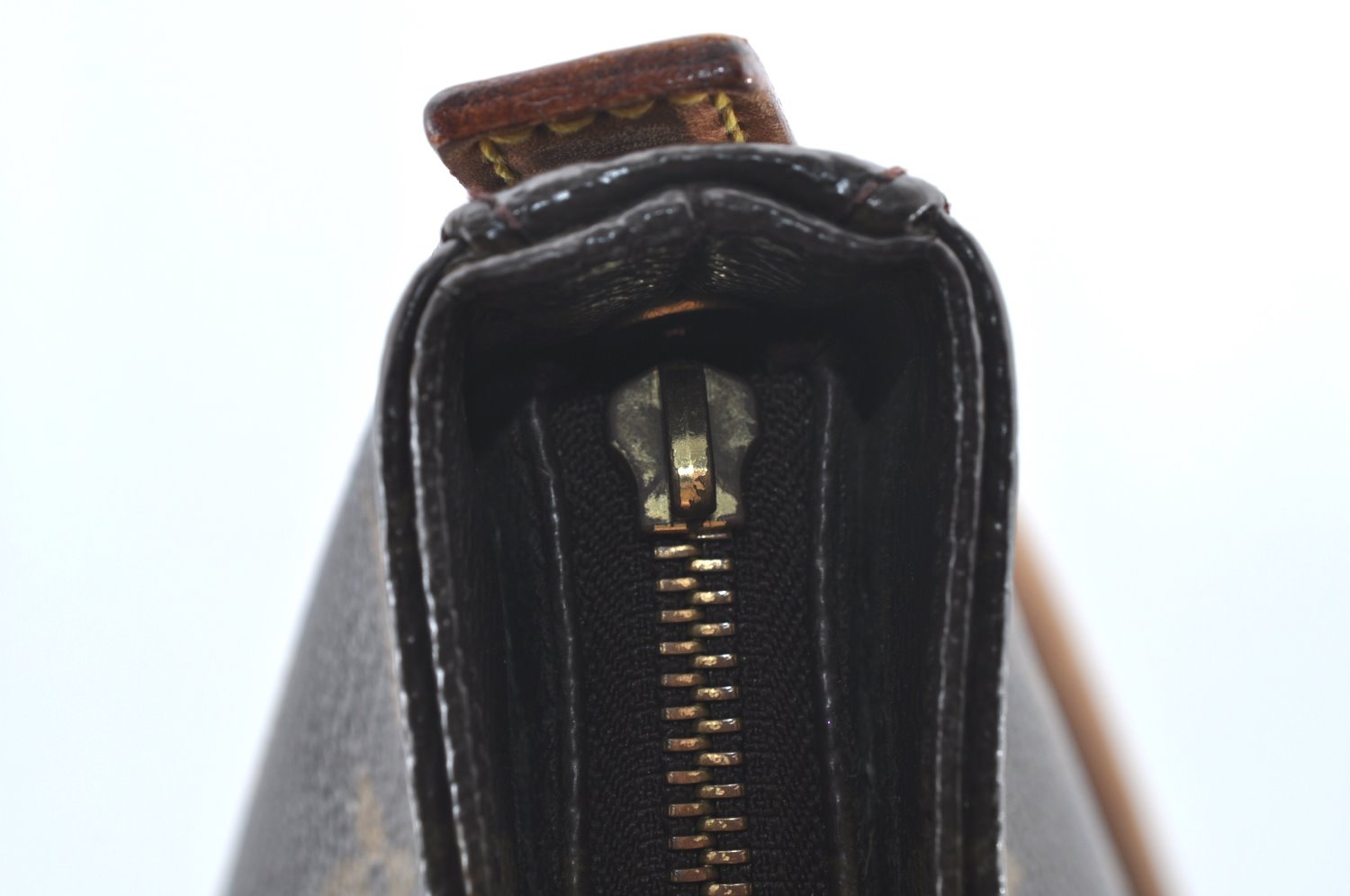 Authentic Louis Vuitton Monogram Looping GM Shoulder Bag M51145 LV Junk K1167