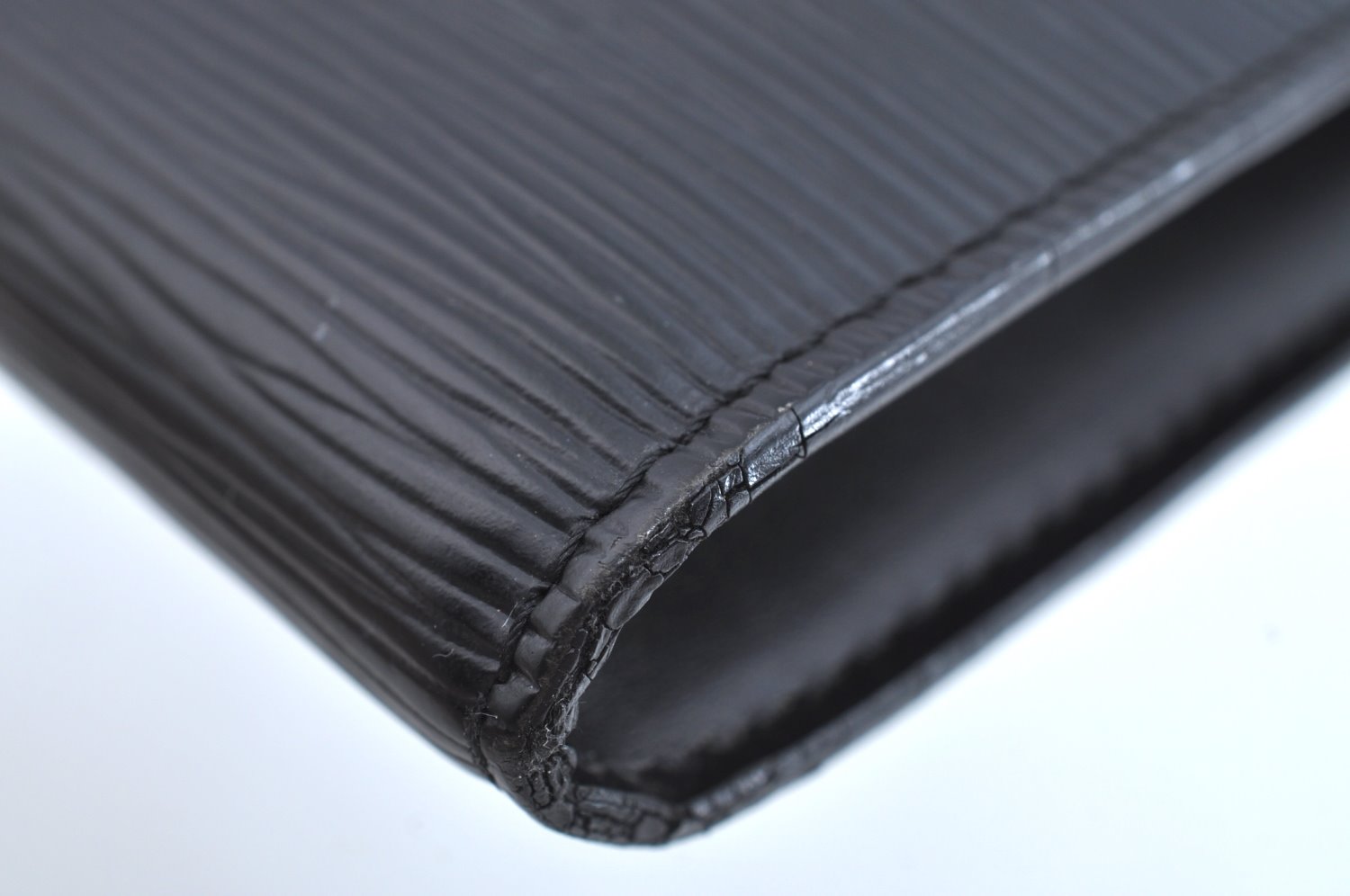 Authentic Louis Vuitton Epi Pochette Accessoires Pouch Black M52942 Junk K1880