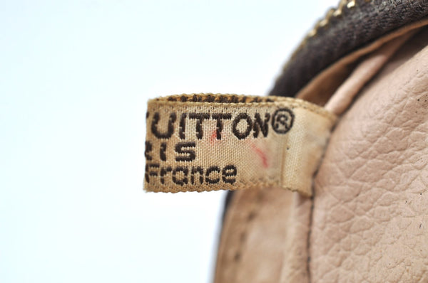 Auth Louis Vuitton Monogram Trousse Toilette 23 Clutch Hand Bag M47524 LV K3281